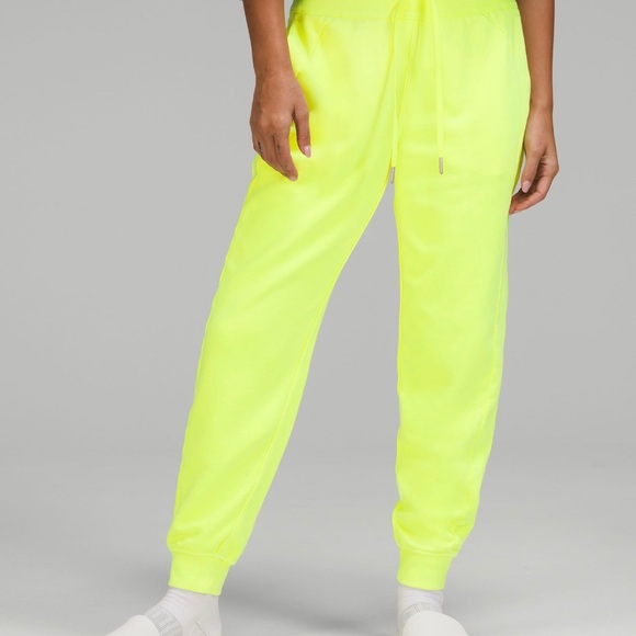 Lululemon Full-Length Scuba Joggers - Size 14 Highlighter Yellow - EUC - Picture 2 of 8